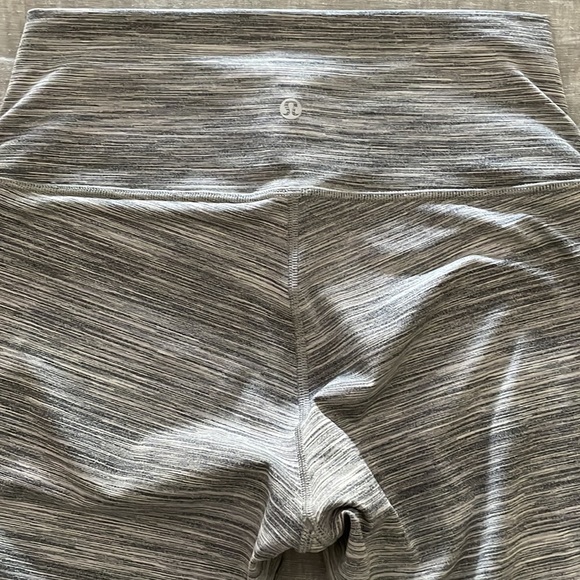 Lululemon 26” Leggings - Picture 3 of 5